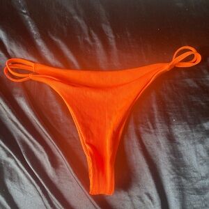 super cute neon orange swim bottoms from shein!
